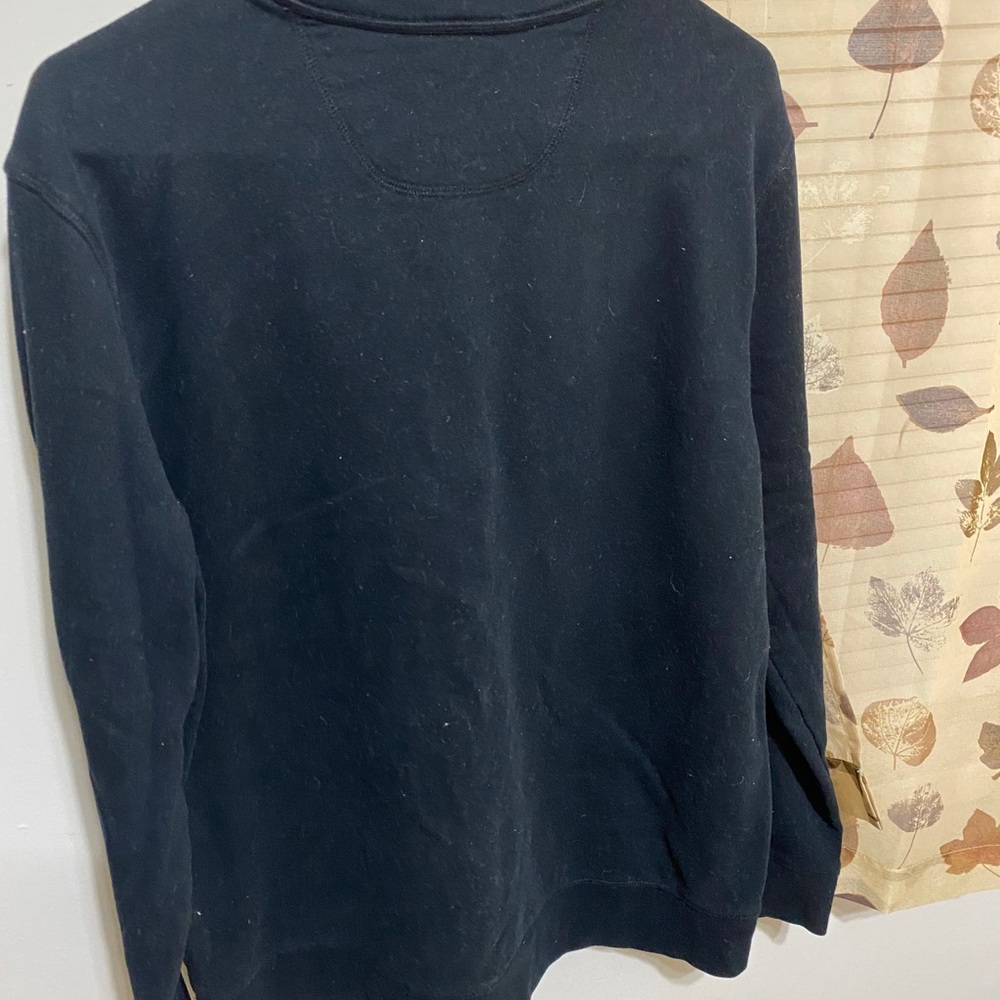 Black Crewneck